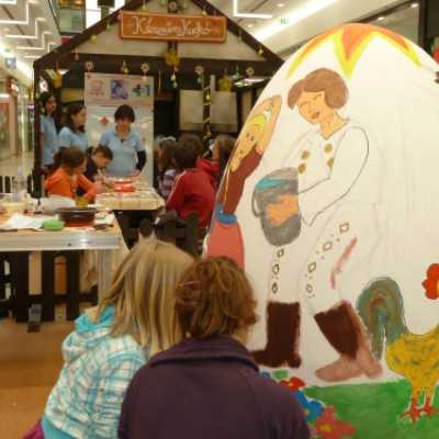 Csokoládét gyűjtünk mézeskalács díszítéssel egybekötve a Debreceni Fórumban! - adó, 1%, alapítvány, támogatás