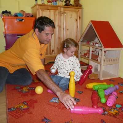 DE OEC Gyermekklinika tanszékének rendezvénye a "Remény Kuckó"-ban - adó, 1%, alapítvány, támogatás