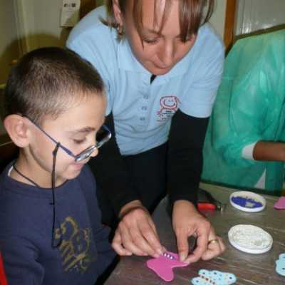 DE OEC Gyermekklinikán 2010. november 09-én tartott kézművesfoglalkozás - adó, 1%, alapítvány, támogatás