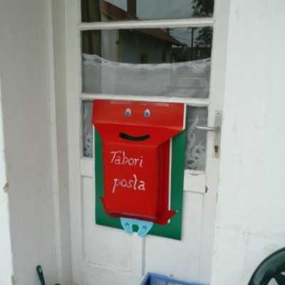 Debrecenben kezelt gyermekek kirándulása Bakonyszücsre és Pénzesgyõrbe - adó, 1%, alapítvány, támogatás