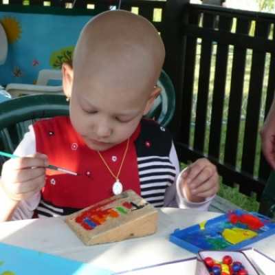 Debrecenben kezelt gyermekek kirándulása Bakonyszücsre és Pénzesgyõrbe - adó, 1%, alapítvány, támogatás