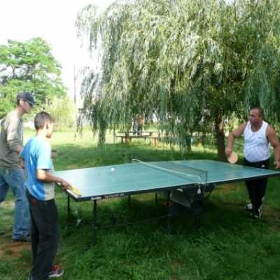 Debrecenben kezelt gyermekek kirándulása Bakonyszücsre és Pénzesgyõrbe - adó, 1%, alapítvány, támogatás