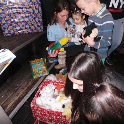 Decemberi ajándékozási ünnepség 2015 - adó, 1%, alapítvány, támogatás