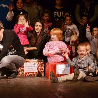 Decemberi ajándékozási ünnepség 2015 - adó, 1%, alapítvány, támogatás