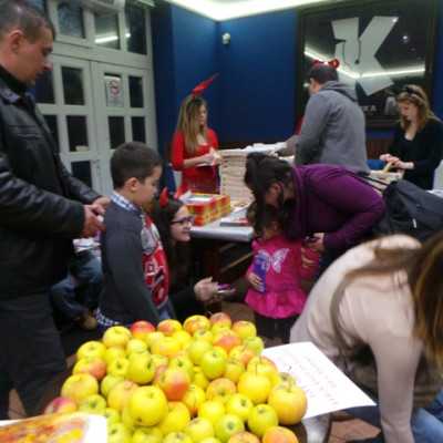 Decemberi ajándékozási ünnepség 2015 - adó, 1%, alapítvány, támogatás