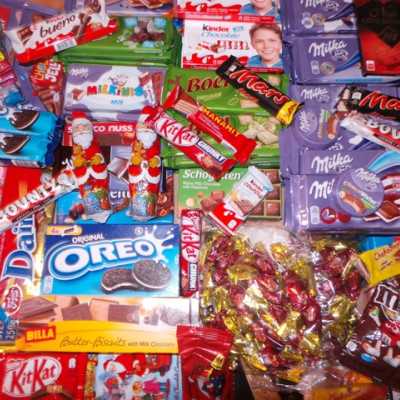 Érkeznek a „cipős doboznyi szeretet” ajándékai és a csokoládék 2015 - alapítvány, adó 1%, támogatás