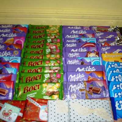 Érkeznek a „cipősdoboznyi szeretet” ajándékai és a csokoládék 2016 - alapítvány, adó 1%, támogatás