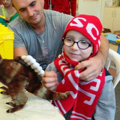 DVSC labdarugói látogatták meg a kis betegeket - adó, 1%, alapítvány, támogatás