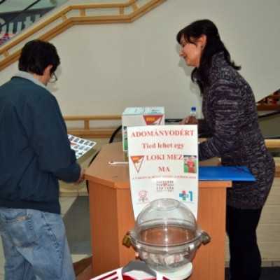 DVSC-TEVA mezek jótékonysági sorsolása és átadása! - adó, 1%, alapítvány, támogatás