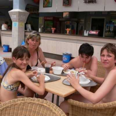 Egeria Alapítvány (Eger) családjainak kirándulása Debrecenben - adó, 1%, alapítvány, támogatás