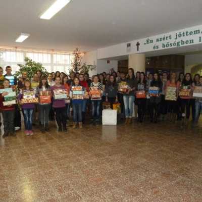 2014: EGY CIPŐSDOBOZNYI SZERETET A LEGSZEBB ÜNNEPRE! - alapítvány, adó 1%, támogatás