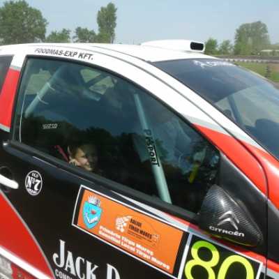 Élményautózás a salakpályán - adó, 1%, alapítvány, támogatás