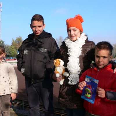 Élményautózás és rengeteg meglepetés a beteg gyermekeknek - alapítvány, adó 1%, támogatás