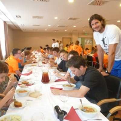 Élményekben gazdag nap Nagy László nemzetközi kézilabda táborában - adó, 1%, alapítvány, támogatás