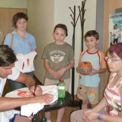 Élményekben gazdag nap Nagy László nemzetközi kézilabda táborában - adó, 1%, alapítvány, támogatás