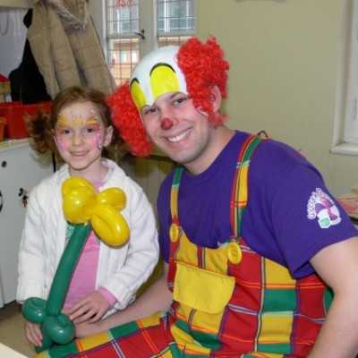 Élményterápiás kézműves foglalkozás a Madarász utcai Gyermekklinika Hematológiáján - adó, 1%, alapítvány, támogatás