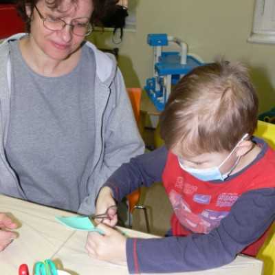 Élményterápiás kézműves foglalkozás a Madarász utcai Gyermekklinika Hematológiáján - adó, 1%, alapítvány, támogatás