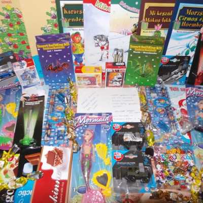 Érkeznek a „cipős doboznyi szeretet” ajándékai és a csokoládék 2015 - alapítvány, adó 1%, támogatás