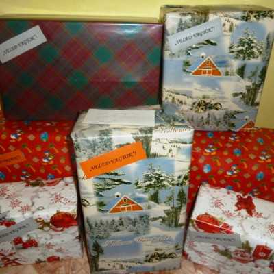 Érkeznek a „cipősdoboznyi szeretet” ajándékai és a csokoládék 2016 - alapítvány, adó 1%, támogatás