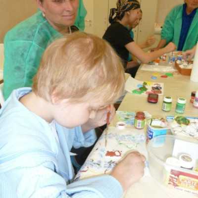 gipsz festés, hűtõmágnes készítés a Klinikán! - adó, 1%, alapítvány, támogatás