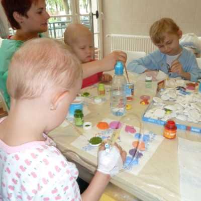 gipsz festés, hűtõmágnes készítés a Klinikán! - adó, 1%, alapítvány, támogatás