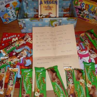 Gyűlnek a csokoládé adományok, üzenettel - adó, 1%, alapítvány, támogatás