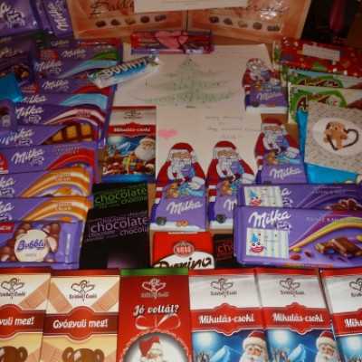 Gyűlnek a csokoládé adományok, üzenettel - adó, 1%, alapítvány, támogatás