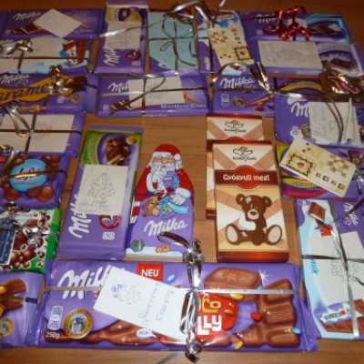 Gyűlnek a csokoládé adományok, üzenettel - adó, 1%, alapítvány, támogatás