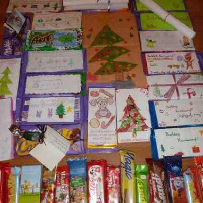 Gyűlnek a csokoládé adományok, üzenettel - adó, 1%, alapítvány, támogatás