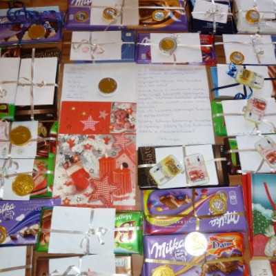 Gyűlnek a csokoládé adományok, üzenettel - adó, 1%, alapítvány, támogatás