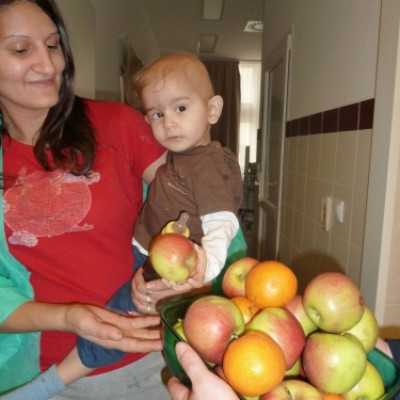 Gyümölcs adománnyal támogatta alapítványunkat a Debrecen Pláza! - adó, 1%, alapítvány, támogatás