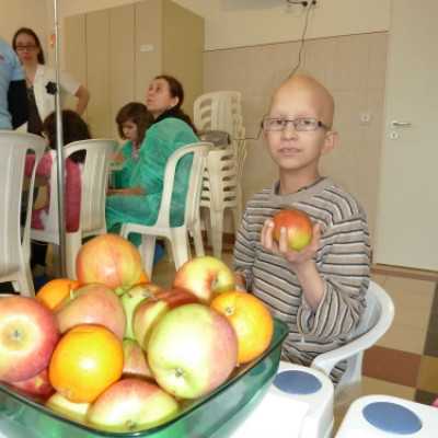 Gyümölcs adománnyal támogatta alapítványunkat a Debrecen Pláza! - adó, 1%, alapítvány, támogatás