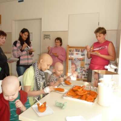 Halloweeni készülõdés - adó, 1%, alapítvány, támogatás