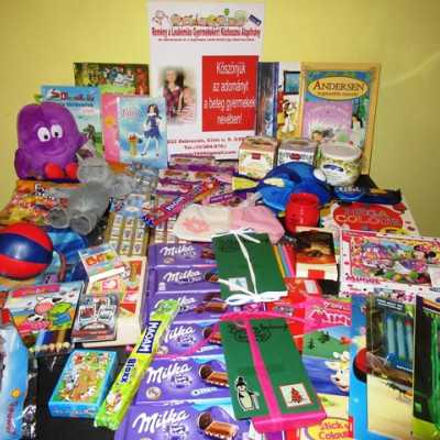 Érkeznek a „cipősdoboznyi szeretet” ajándékai és a csokoládék 2018 - alapítvány, adó 1%, támogatás