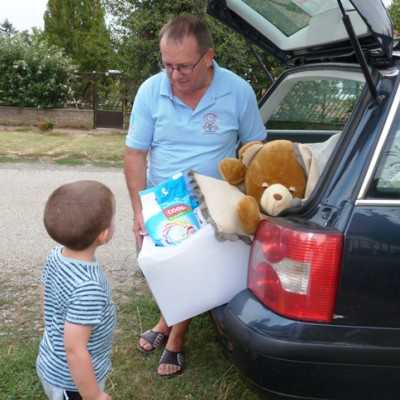 Karácsonyi adománygyűjtés a debreceni METRO-ban - alapítvány, adó 1%, támogatás