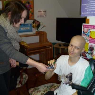 Karácsonyi Ünnepség a DE OEC Gyermekklinikán - adó, 1%, alapítvány, támogatás