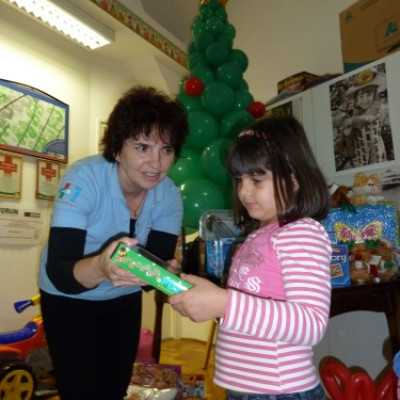 Karácsonyi Ünnepség a DE OEC Gyermekklinikán - adó, 1%, alapítvány, támogatás