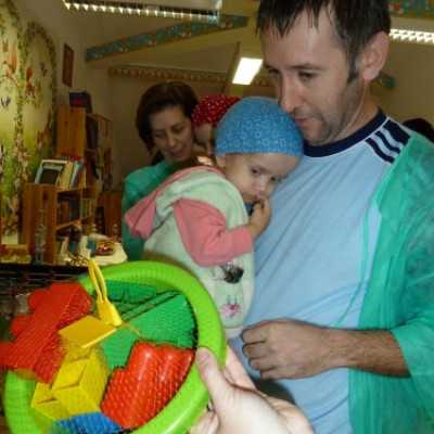 Karácsonyi Ünnepség a DE OEC Gyermekklinikán - adó, 1%, alapítvány, támogatás