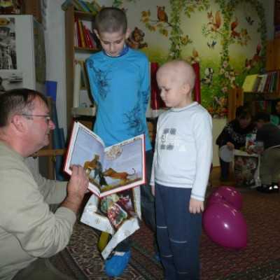 Karácsonyi ünnepség DE OEC gyermekhematológián - adó, 1%, alapítvány, támogatás