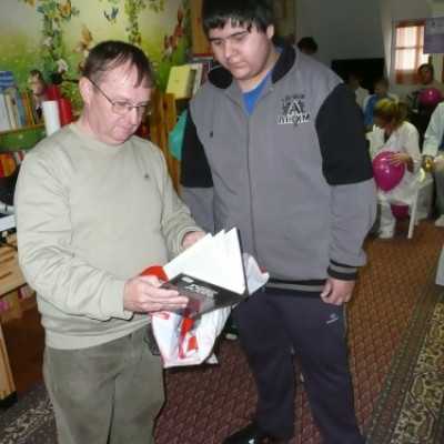 Karácsonyi ünnepség DE OEC gyermekhematológián - adó, 1%, alapítvány, támogatás