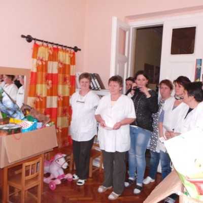 Érkeznek a „cipős doboznyi szeretet” ajándékai és a csokoládék 2015 - alapítvány, adó 1%, támogatás