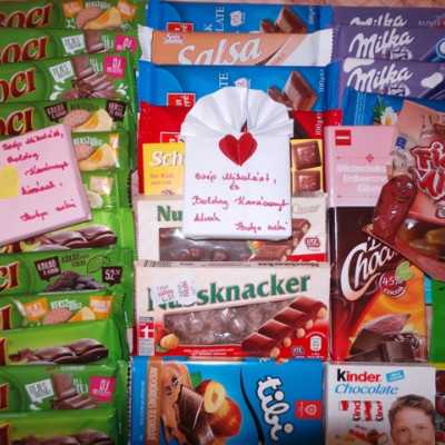 Érkeznek a „cipős doboznyi szeretet” ajándékai és a csokoládék 2015 - alapítvány, adó 1%, támogatás