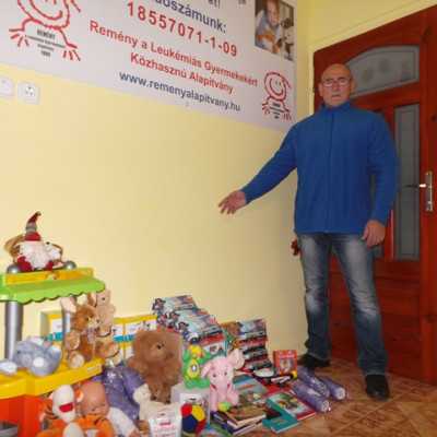 Érkeznek a „cipős doboznyi szeretet” ajándékai és a csokoládék 2015 - alapítvány, adó 1%, támogatás