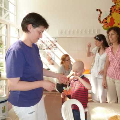 Kézműves foglalkozás 2012.07.03 - adó, 1%, alapítvány, támogatás