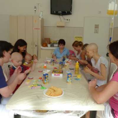 Kézműves foglalkozás 2012.07.03 - adó, 1%, alapítvány, támogatás