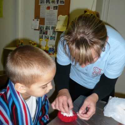 Kézműves foglalkozás a Debreceni haematológián - adó, 1%, alapítvány, támogatás
