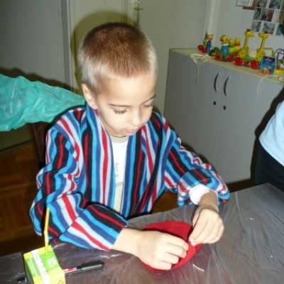 Kézműves foglalkozás a Debreceni haematológián - adó, 1%, alapítvány, támogatás