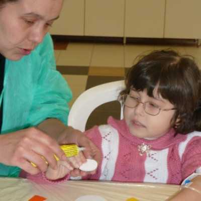 Kézműves foglalkozás az új hematológián - adó, 1%, alapítvány, támogatás