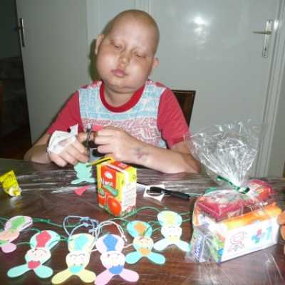 Kézműves foglalkozással színesítettük ismét a kórházi napokat! - adó, 1%, alapítvány, támogatás