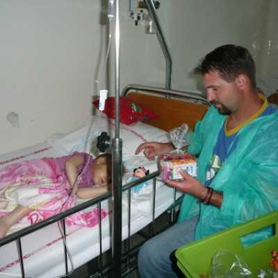 Kézműves foglalkozással színesítettük ismét a kórházi napokat! - adó, 1%, alapítvány, támogatás